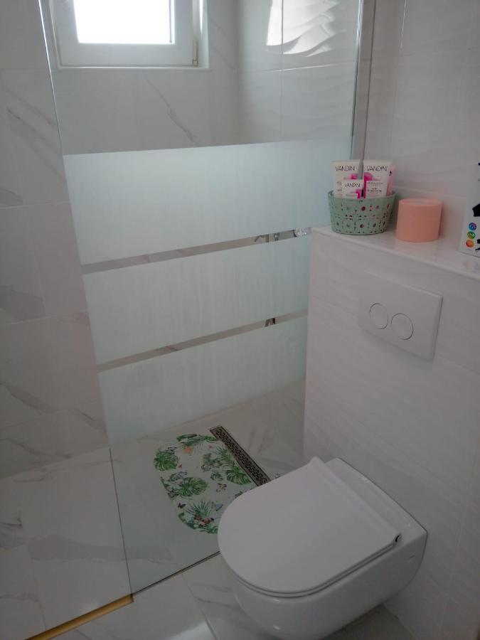 Apartmani Doris Gradac  Eksteriør bilde